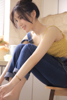 八月薰